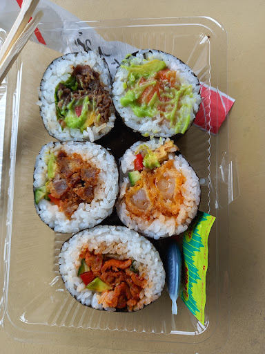 BooBoo Sushi photo